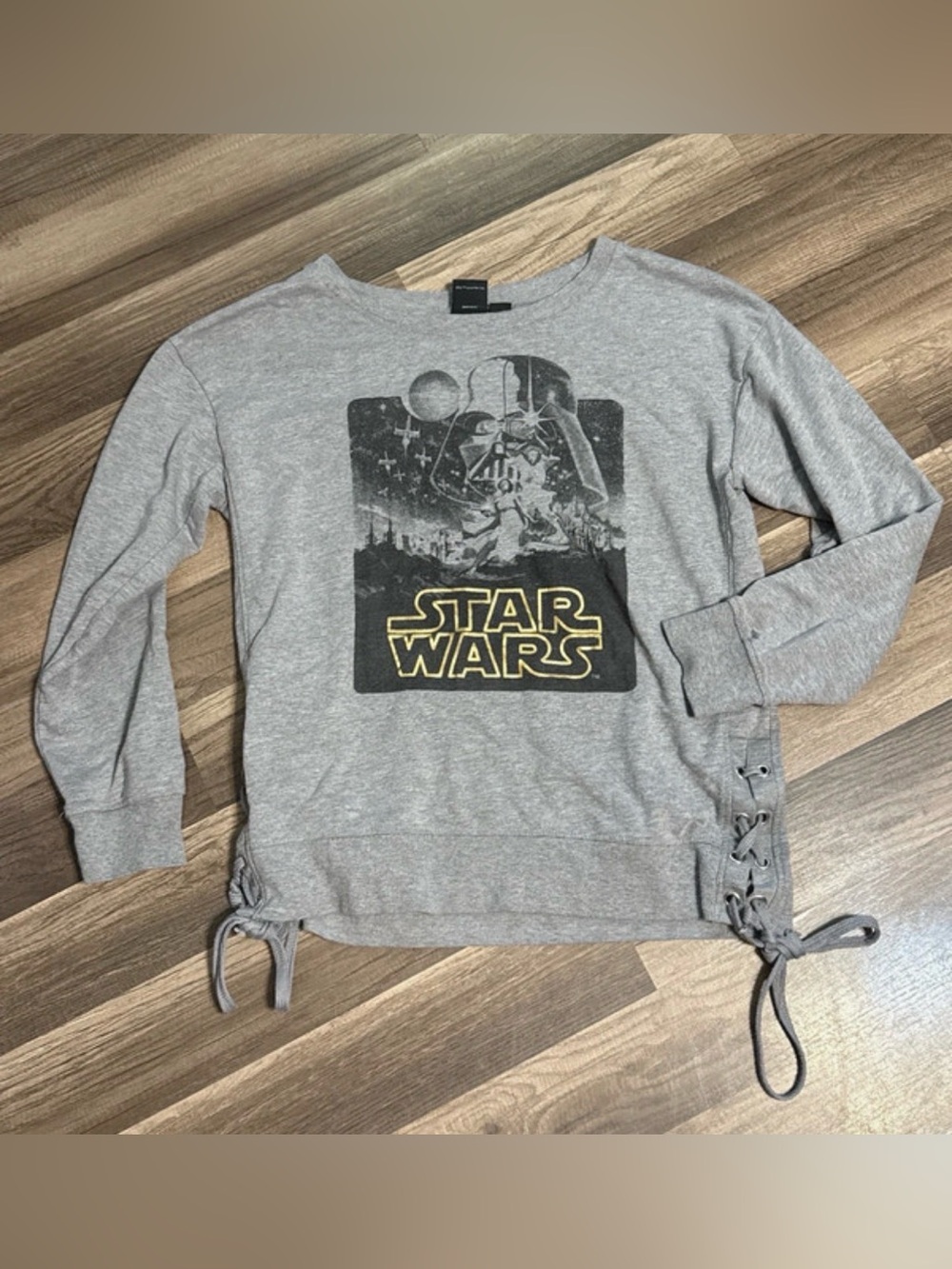 Star Wars Gray Graphic women’s long sleeve shirt size large